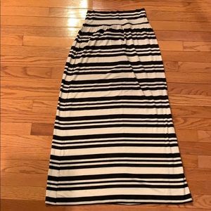 AB Studio Long Skirt